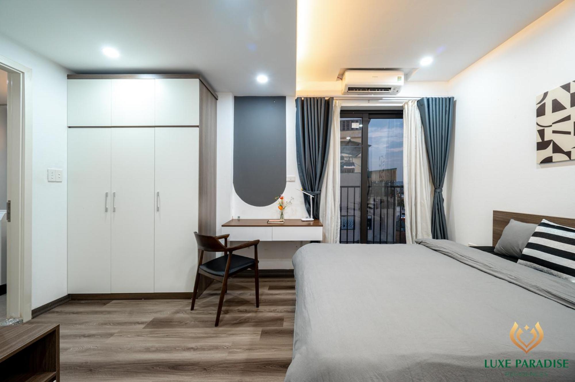 Luxe Paradise Residence 76 To Ngoc Van Hanoi Exterior photo