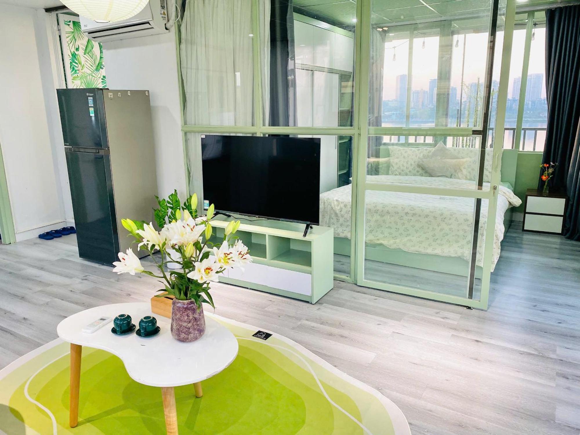 Luxe Paradise Residence 76 To Ngoc Van Hanoi Exterior photo